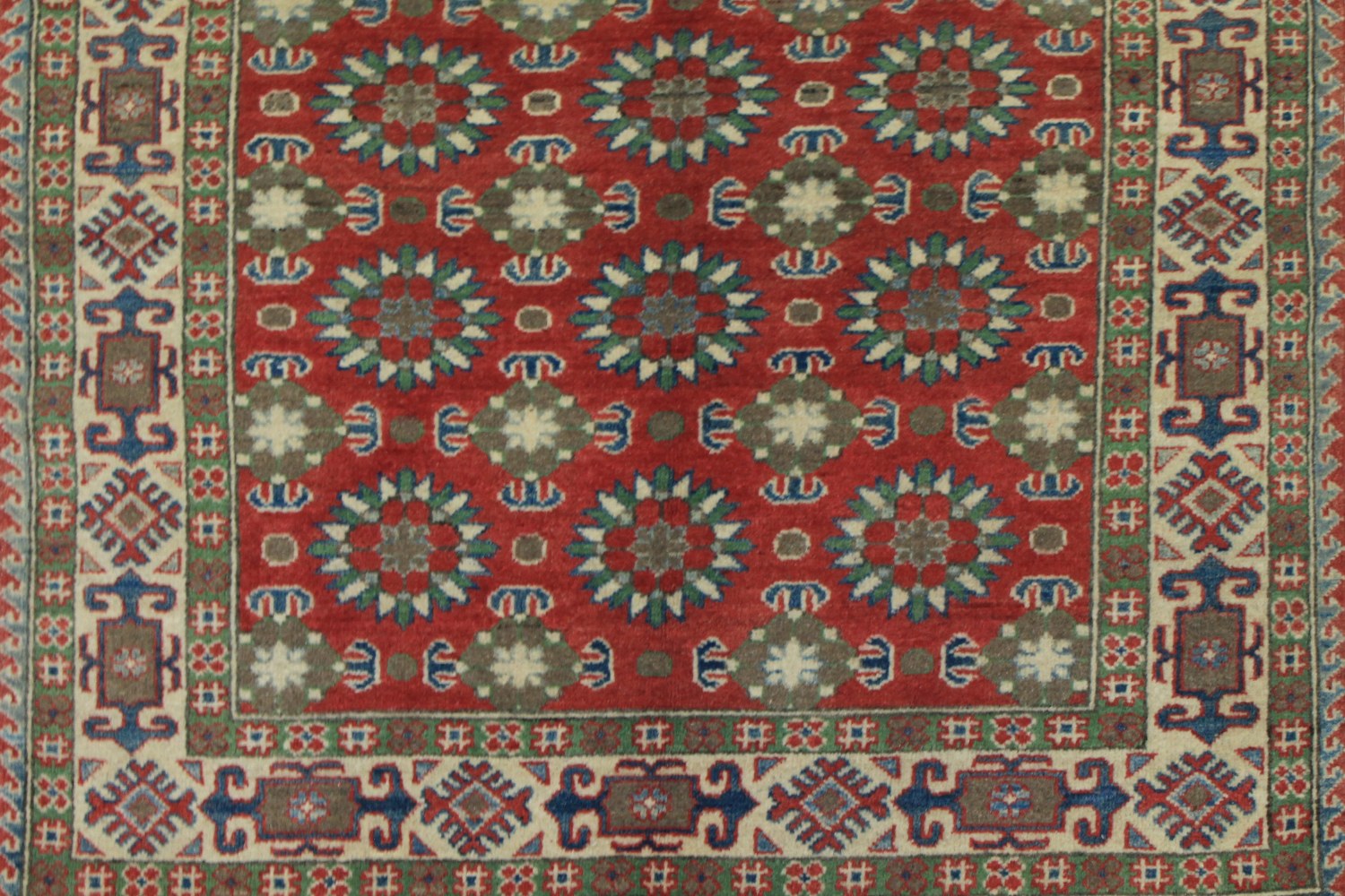 4x6 Kazak Hand Knotted Wool Area Rug - MR024529
