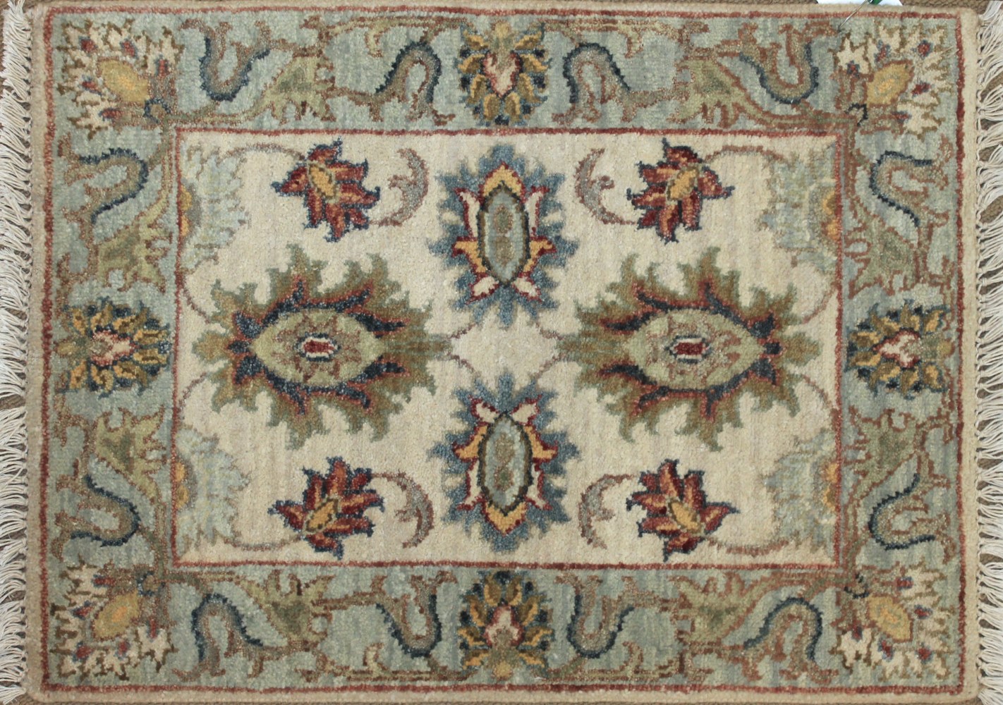 1.6X2 & Smaller Oriental Hand Knotted Wool Area Rug - MR025511