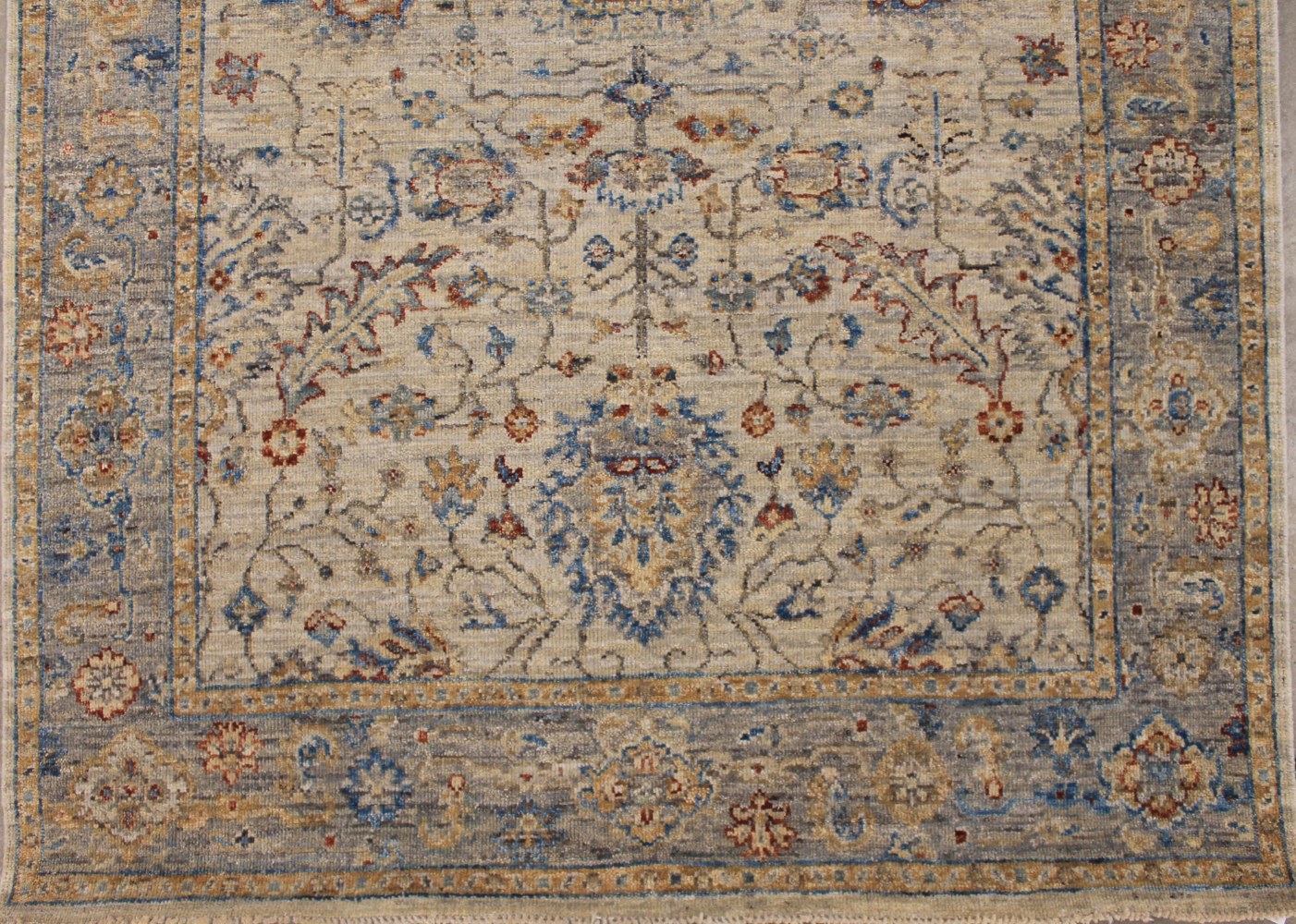 4x6 Traditional Hand Knotted Wool Area Rug - MR028613