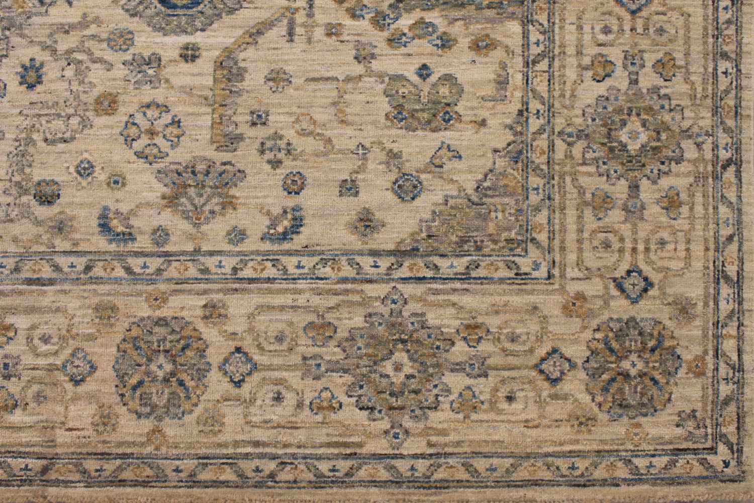 8x10 Traditional Hand Knotted Wool Area Rug - MR028616