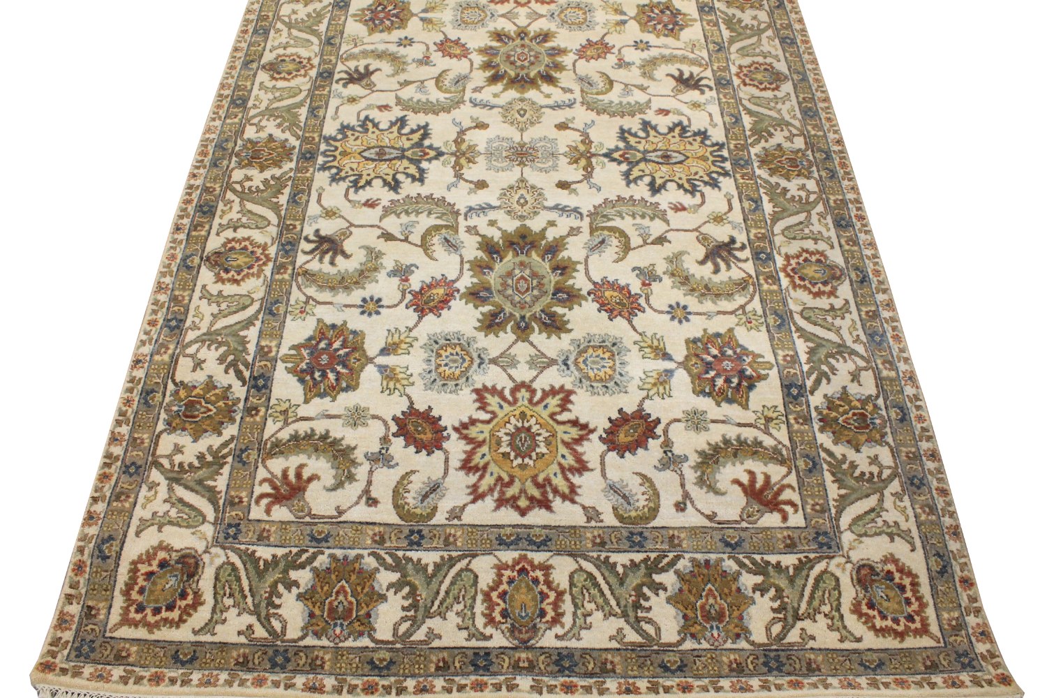 5x7/8 Traditional Hand Knotted Wool Area Rug - MR028723