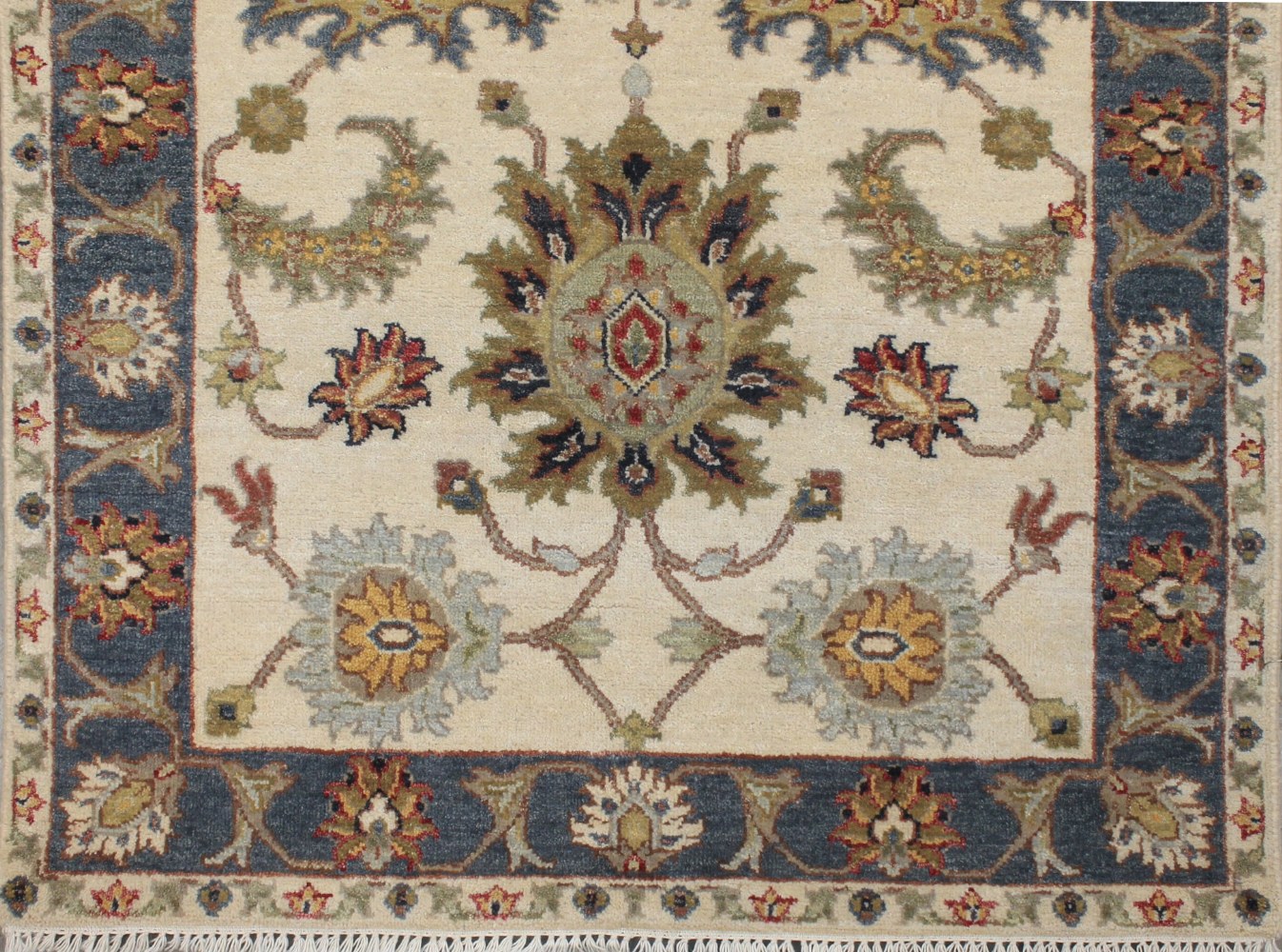 3x5 Traditional Hand Knotted Wool Area Rug - MR028743