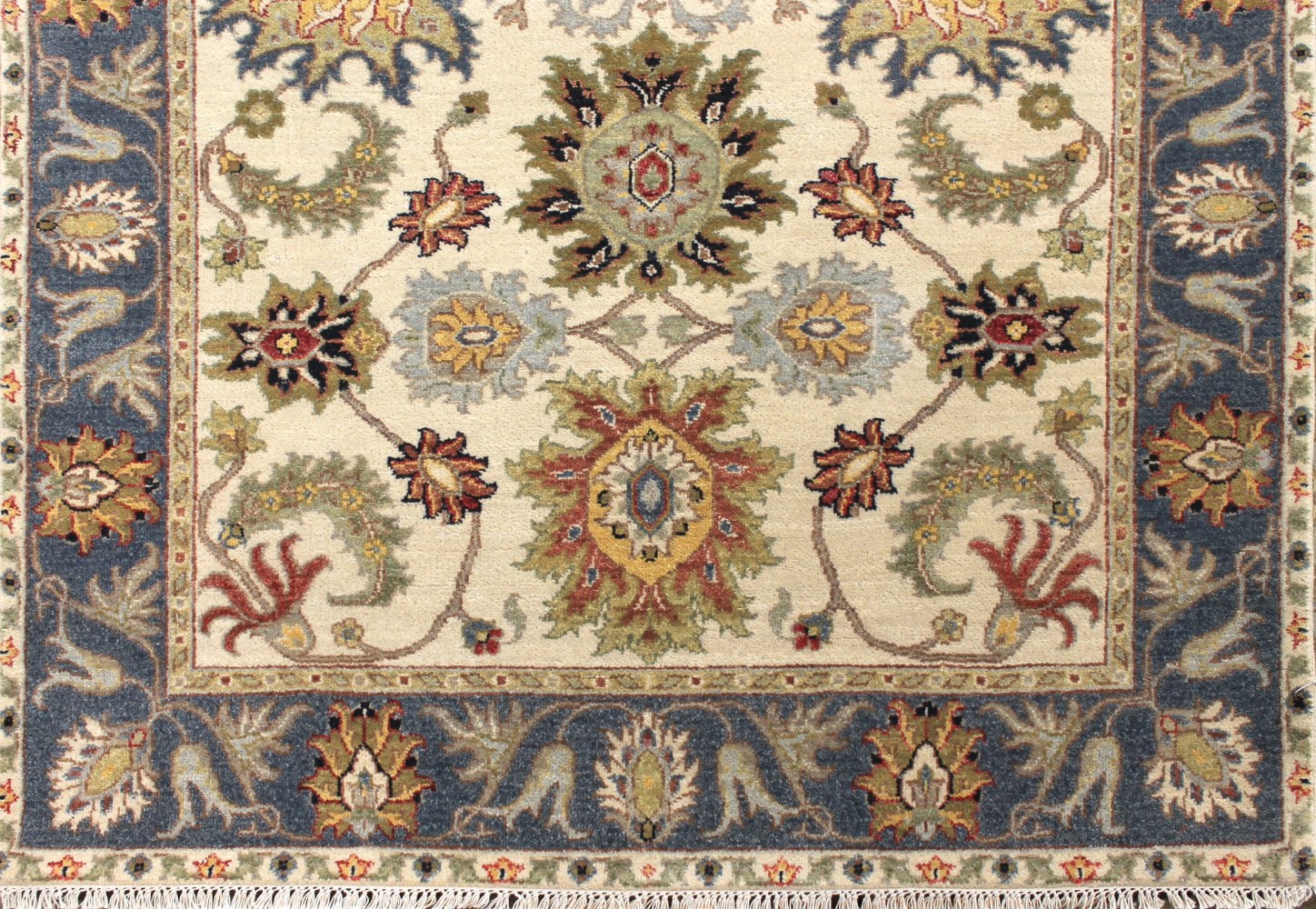 4x6 Traditional Hand Knotted Wool Area Rug - MR028972