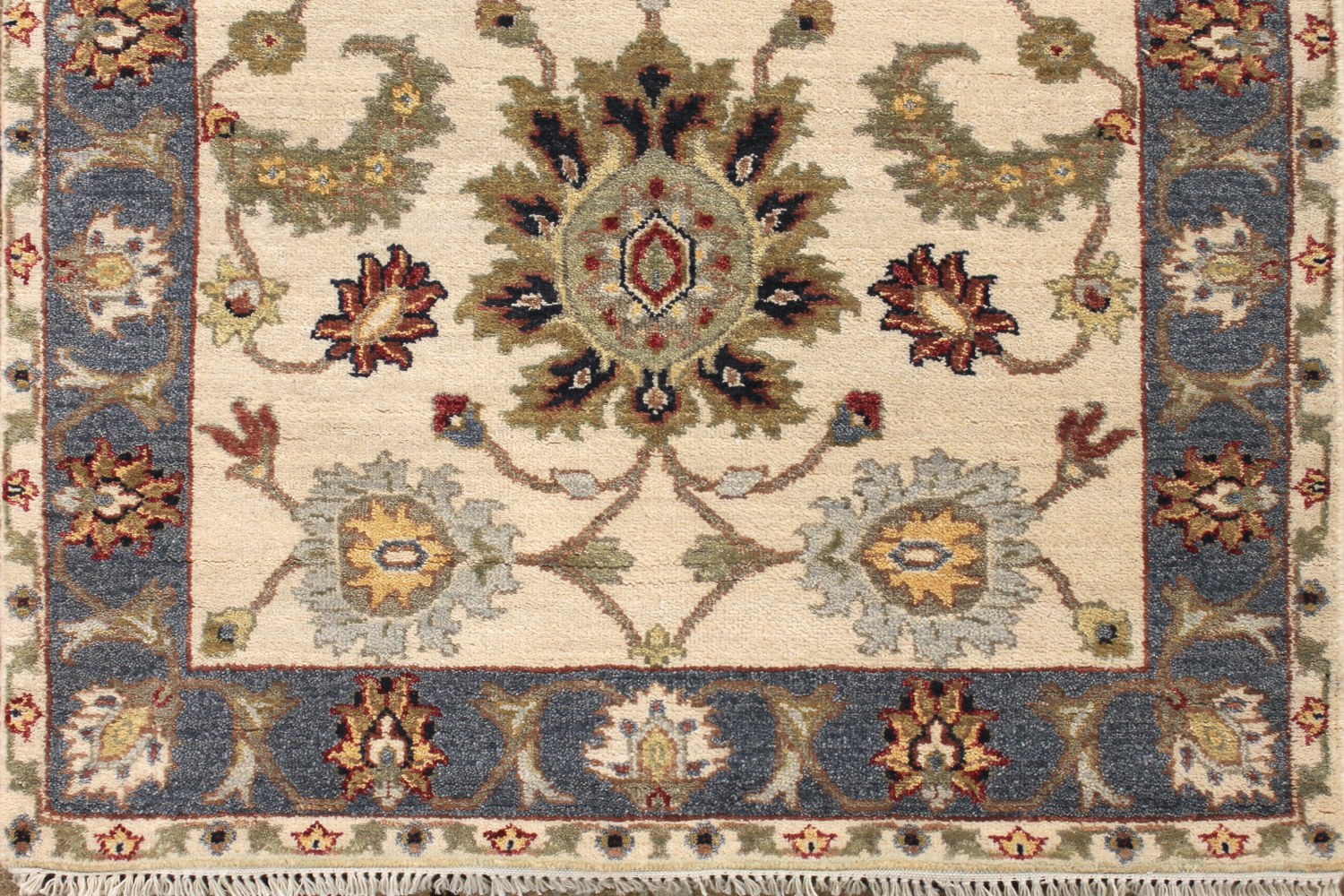 3x5 Traditional Hand Knotted Wool Area Rug - MR028988