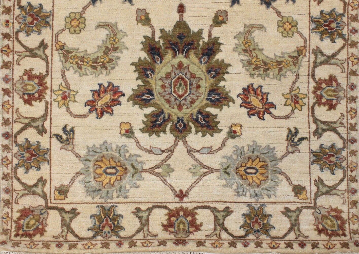 3x5 Traditional Hand Knotted Wool Area Rug - MR029085