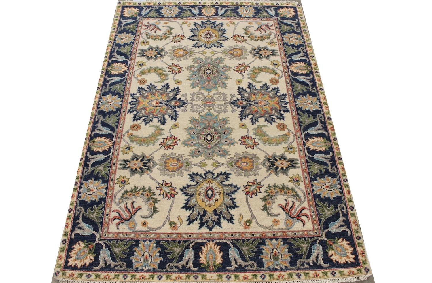 4x6 Traditional Hand Knotted Wool Area Rug - MR029100