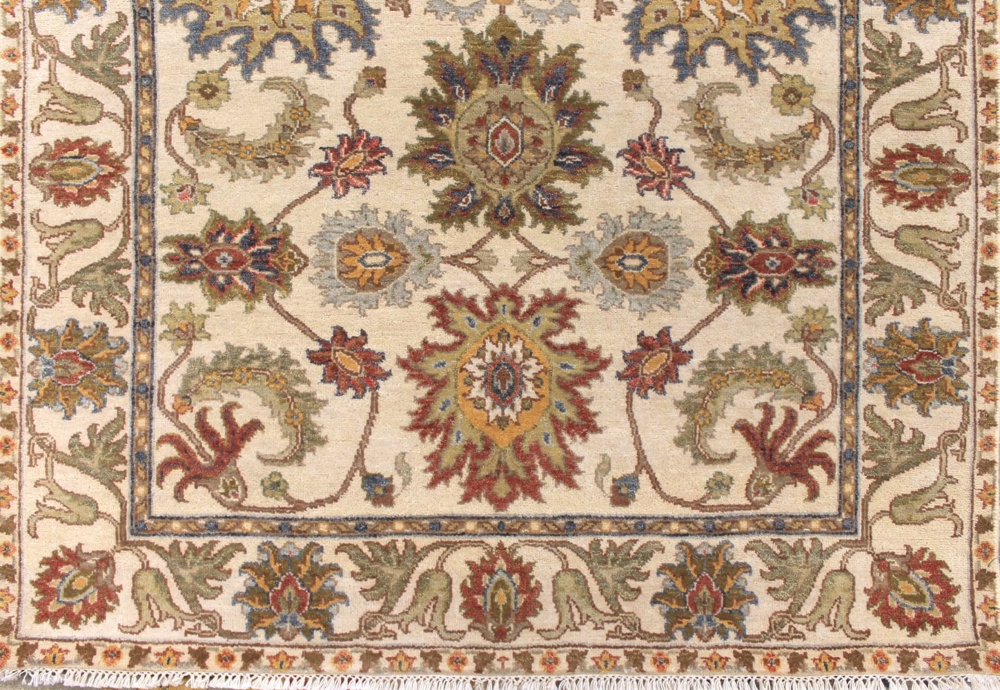 4x6 Traditional Hand Knotted Wool Area Rug - MR029112