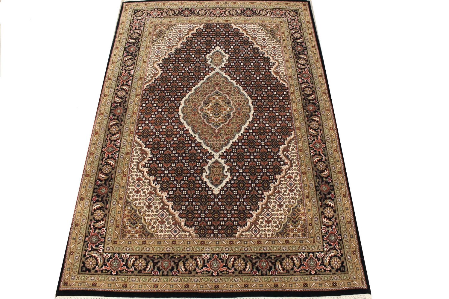 5x7/8 Traditional Hand Knotted Wool Area Rug - MR029509