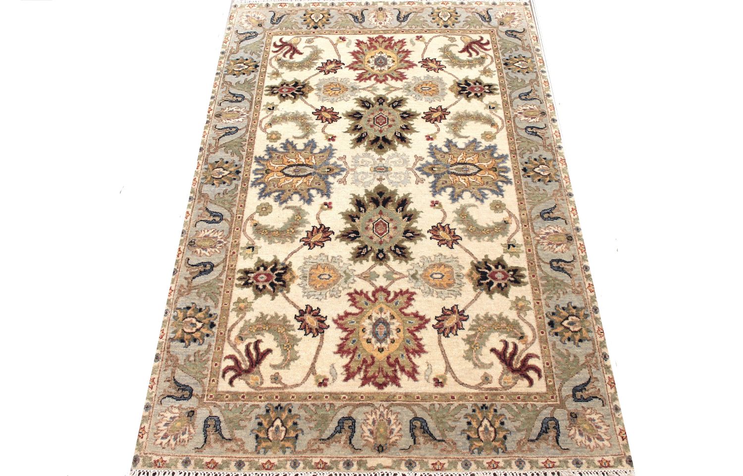 4x6 Traditional Hand Knotted Wool Area Rug - MR030590